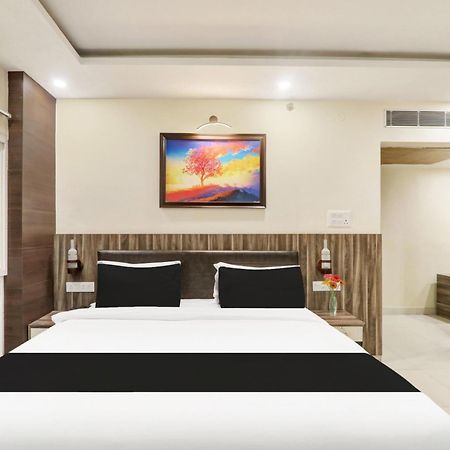 Super Townhouse Kankarbagh Formerly Kunwar Alcajars Patna  Exterior foto